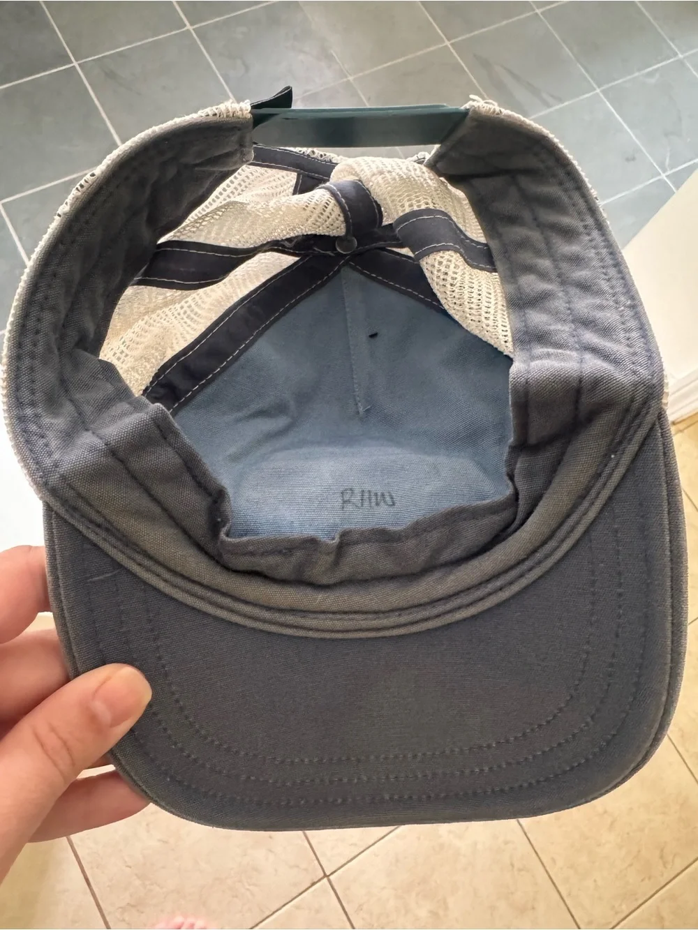 Patagonia Kids Mesh-Back Cap with Colorful Bear Patch - Gray